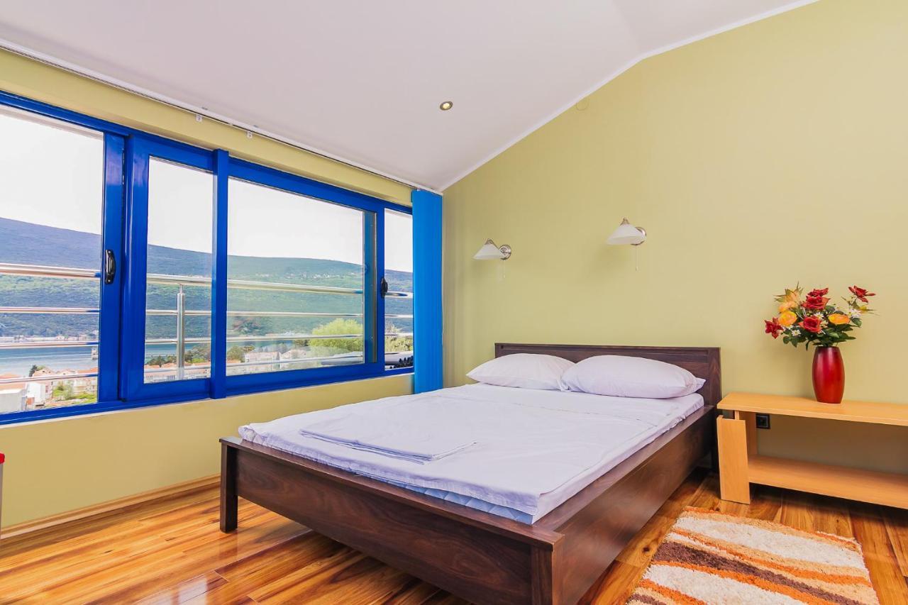 Villa Sea-N-Sun, 7 Bedrooms & Pool, Nearby Portonovi Marina. Thenovici Ngoại thất bức ảnh